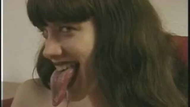 Shannon Kelly, una porno latino castellano vieja zorra anal quemada