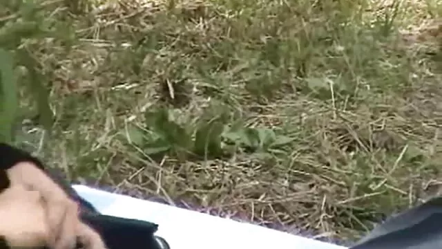 Un tío hambriento se enamora videos x en español del coño de una rubia tetona