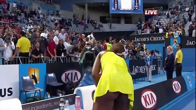 La perra lame el culo jovenes españolas follando del chico y luego lo golpea