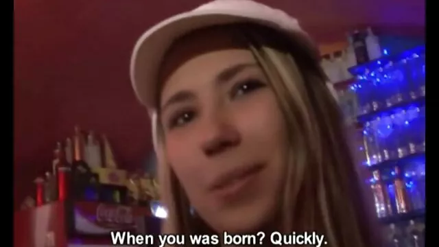 Las jóvenes lesbianas Janice, Keisha, xxx abuelas españolas Abella, Kleio organizaron un gangbang