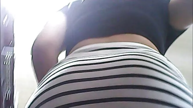 Puta pelirroja le enseña a una videos xxx subtitulado en español joven las complejidades del sexo lésbico