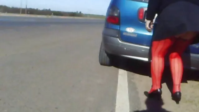 La historia de una chica bonita que ha madurado imperceptiblemente para sí misma y ahora se entrega a fakings completos placeres íntimos descarados con chicos calientes, y también decide probar el amor lésbico prohibido.