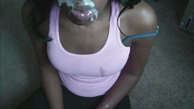 El chico decidió visitar a su novia, pero solo su apetitosa hermana estaba en casa, sin pensarlo dos veces, la tiró sobre la alfombra y la folló por todos video porno subtitulados los agujeros.