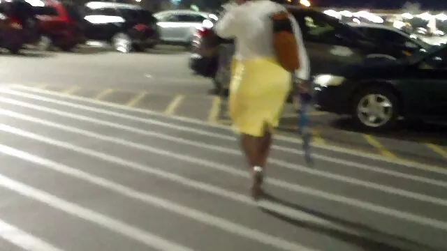 Pelirroja le chupa videos gratis de fakings la polla a un tío en la oficina