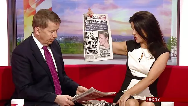 Un joven apuesto se folla apasionadamente a una sexy rubia de gafas peliculas completas de xxx